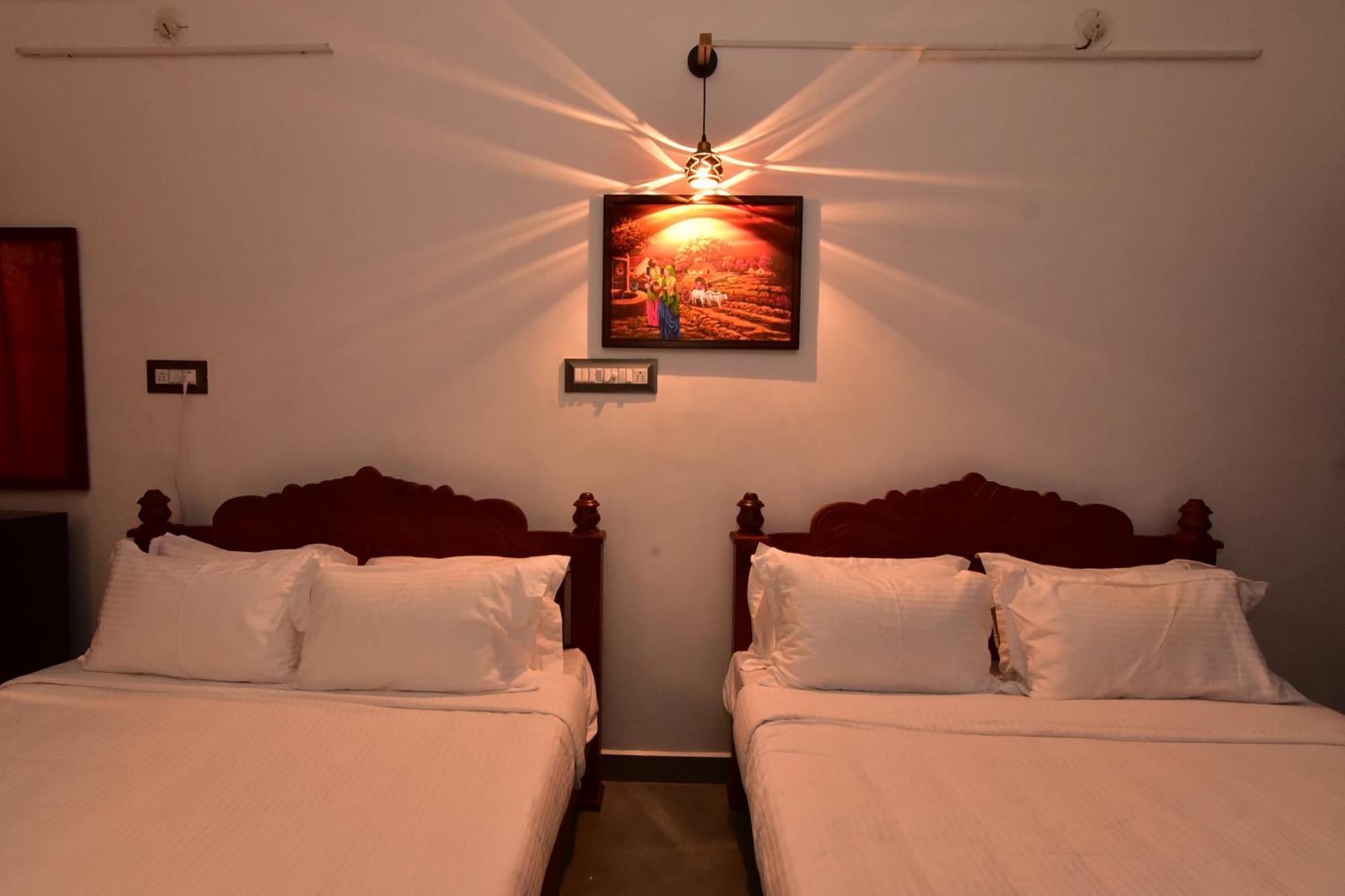 Chez Linda Home Stay Пондичерри Экстерьер фото
